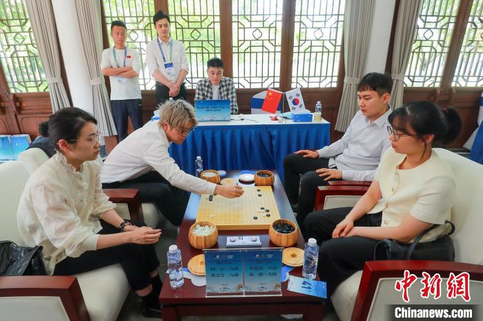 中日韩三国围棋名人混双赛在合肥落幕 韩国组合